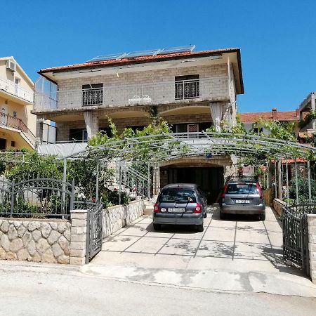 Apartments Emmas Studio Старий Град Екстер'єр фото